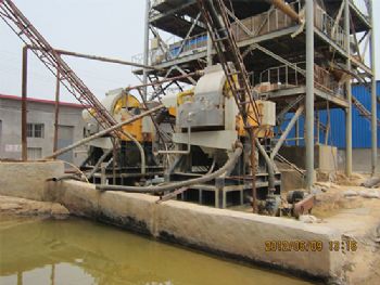 點(diǎn)擊查看詳細(xì)信息<br>標(biāo)題：高梯度立環(huán)磁選機(jī)使用現(xiàn)場(chǎng) 閱讀次數(shù)：3